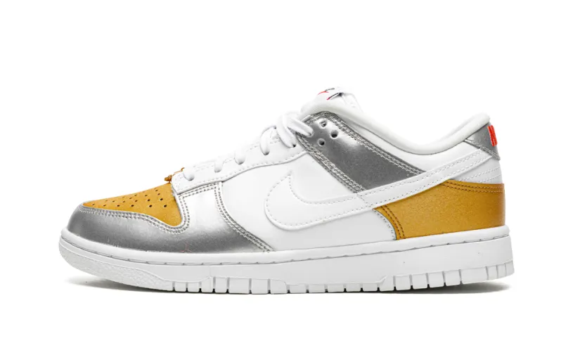 Nike Dunk DUNK LOW WMNS 'Gold White Silver'